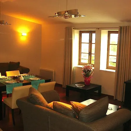 Du Domaine Du Palais