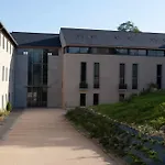 Du Domaine Du Palais 아파트호텔 2*