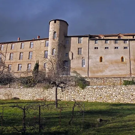 Du Domaine Du Palais 아파트호텔