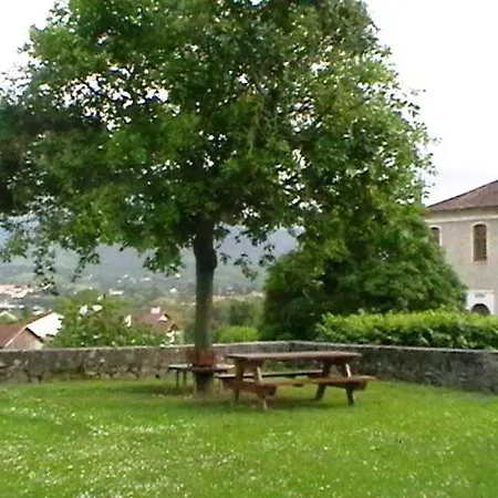 Du Domaine Du Palais 2*