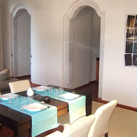 Du Domaine Du Palais 2*